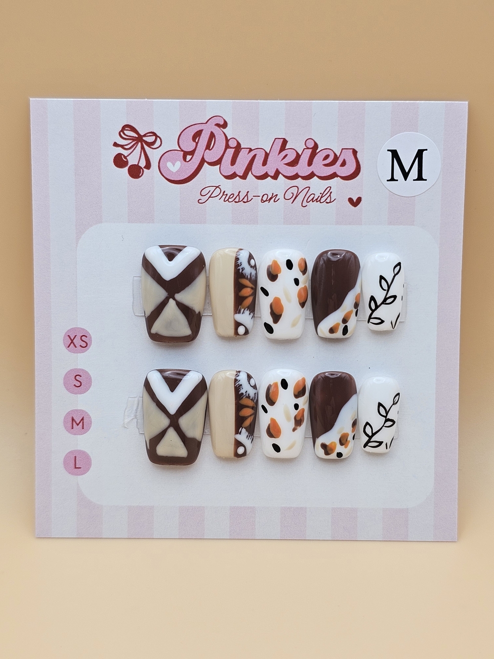 Size M Press-on Nails Set 10pc Short Square Fall Brown Orange Cream Acorns